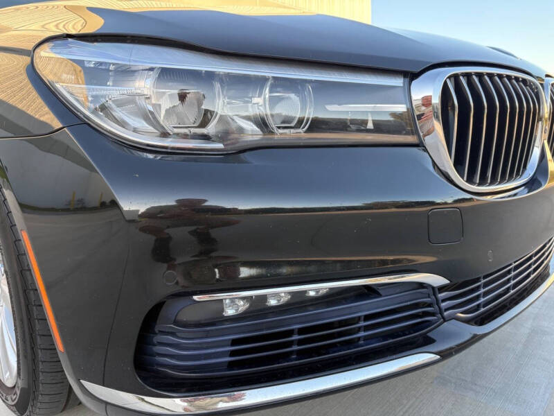 2017 BMW 7 Series 740i