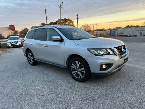 2020 Nissan Pathfinder SL