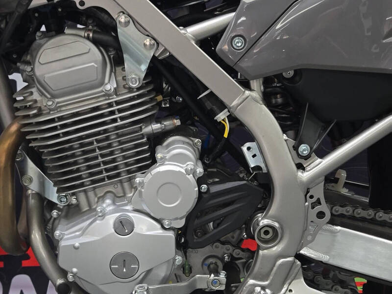 2025 Kawasaki KLX 230R S