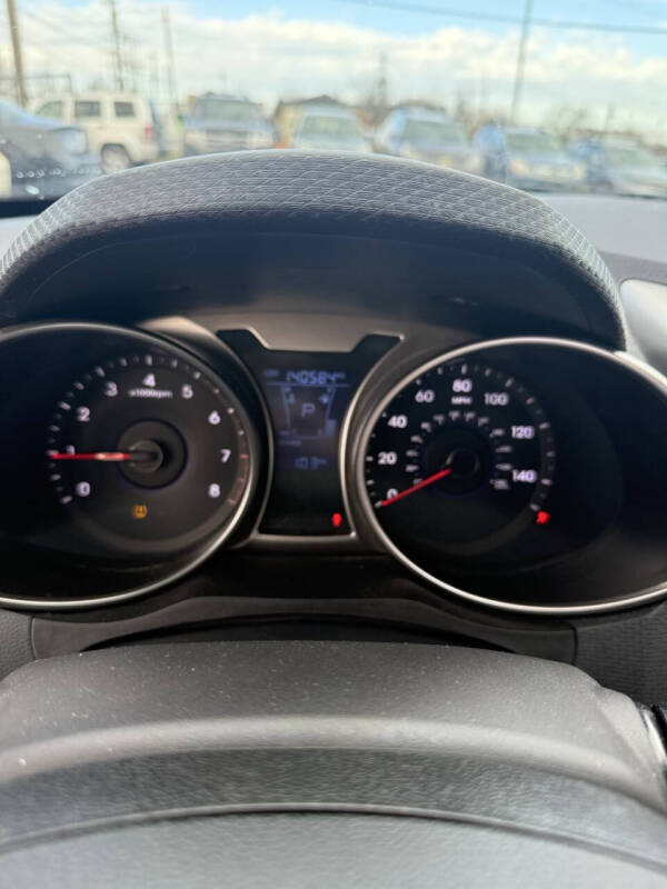 2012 Hyundai Veloster