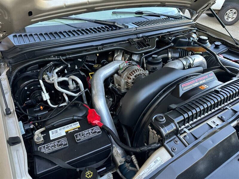 2005 Ford Excursion Limited