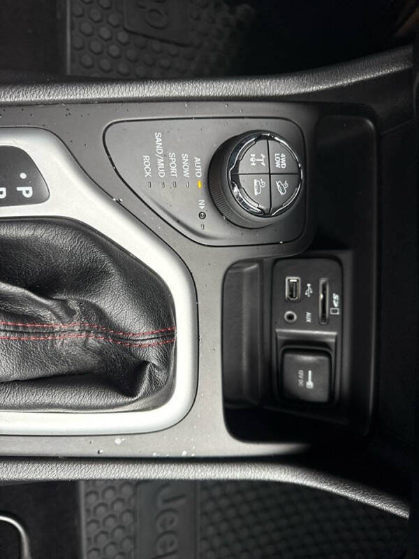 2017 Jeep Cherokee Trailhawk