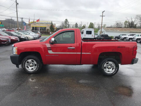 2008 Chevrolet Silverado 1500 for sale at Singer Auto Sales in Caldwell OH