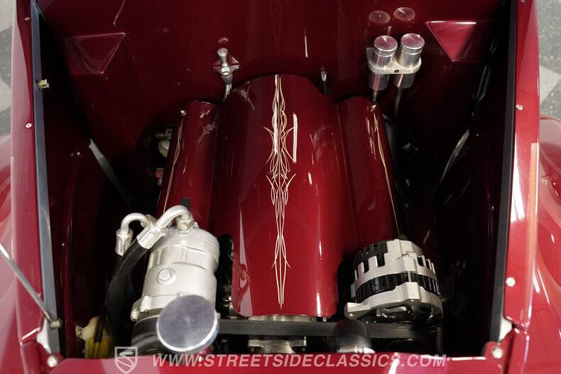 1937 Ford Cabriolet