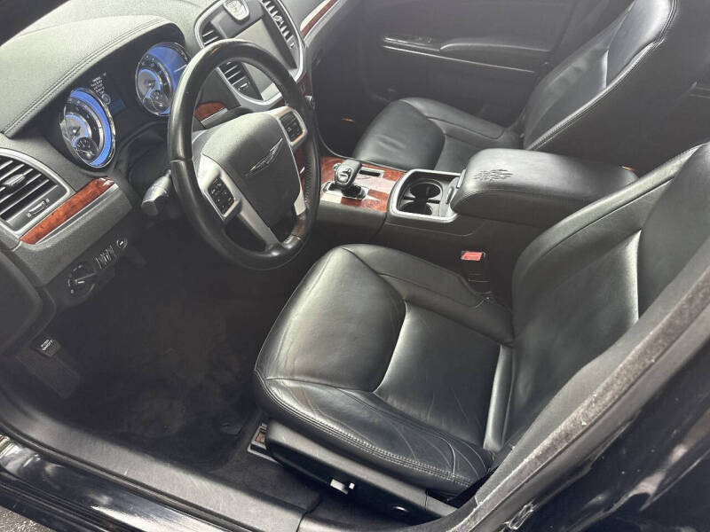2013 Chrysler 300