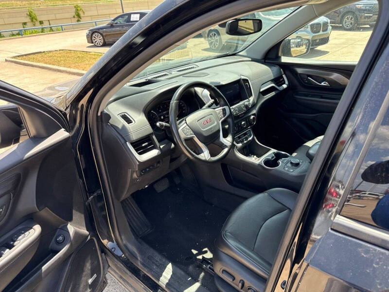 2022 GMC Terrain SLT