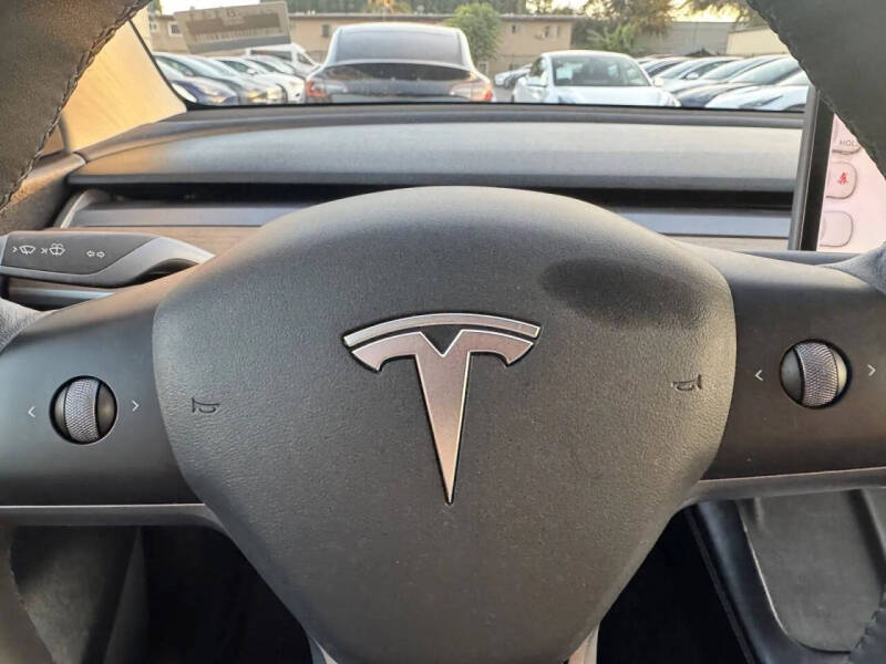 2021 Tesla Model Y Standard Range