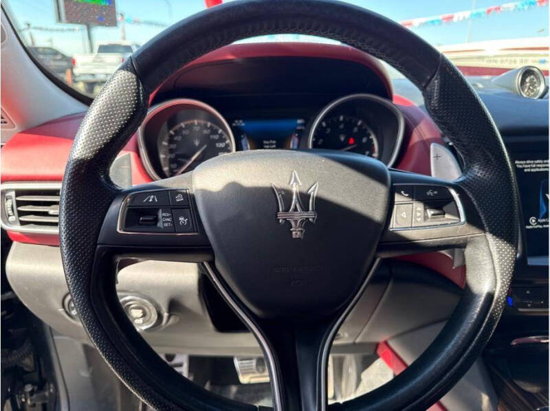 2017 Maserati Levante S
