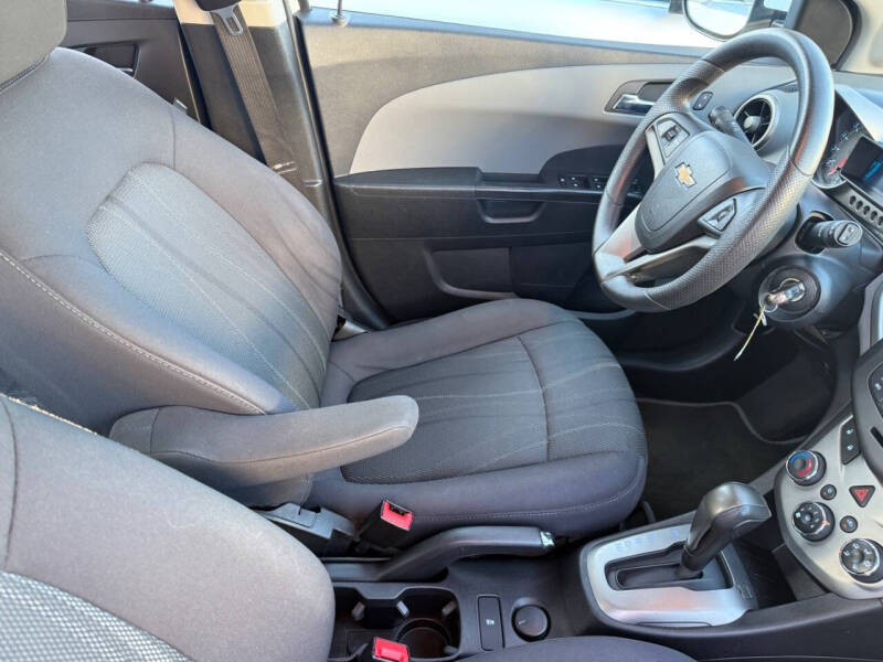2014 Chevrolet Sonic LT Auto