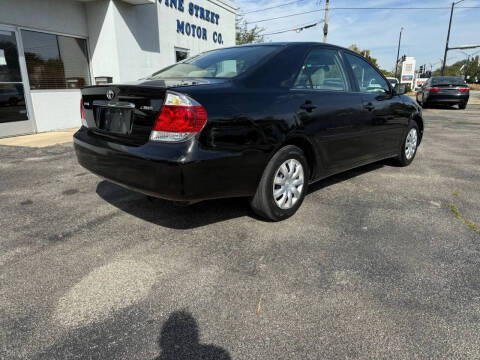 2005 Toyota Camry