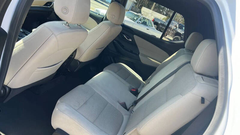 2022 Chevrolet Traverse LS