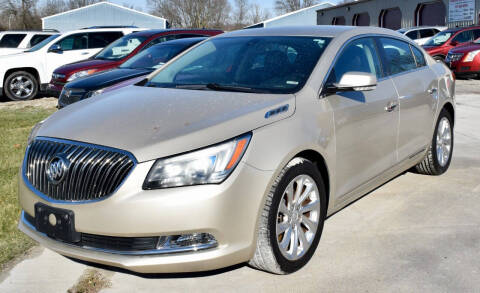 2014 Buick LaCrosse for sale at PINNACLE ROAD AUTOMOTIVE LLC in Moraine OH