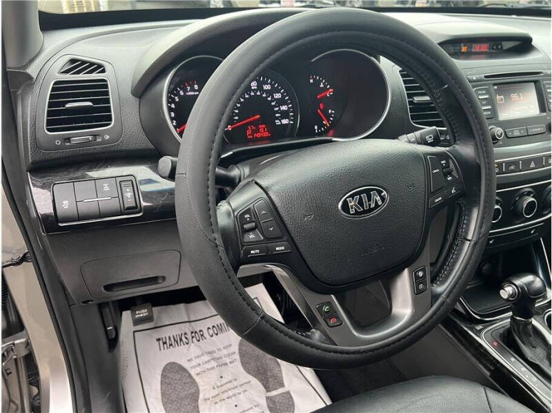 2014 Kia Sorento LX