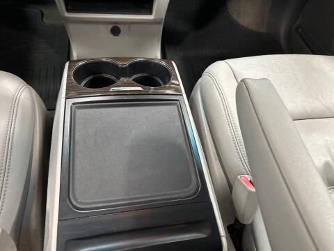 2015 Toyota Sienna XLE 8-Passenger