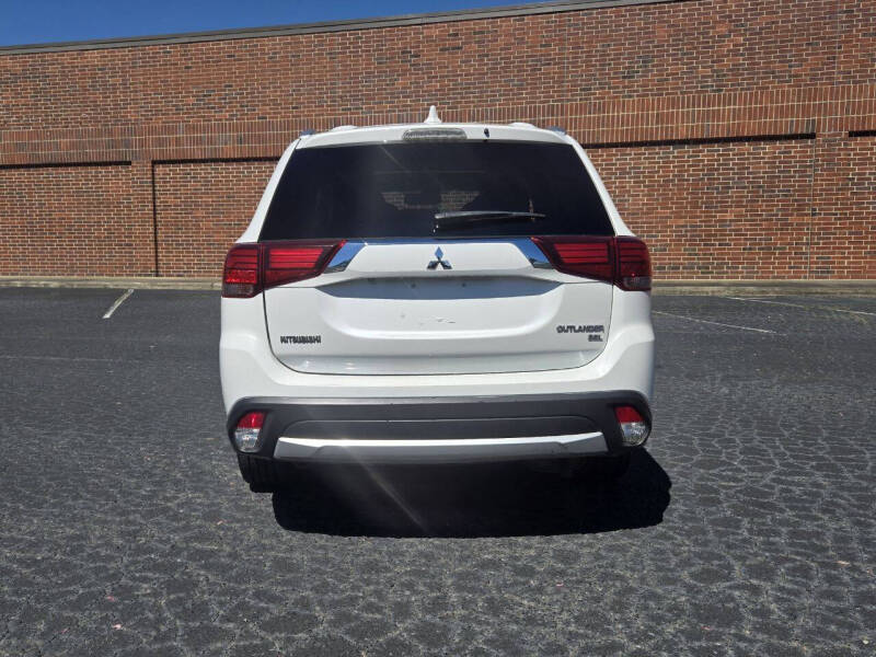 2018 Mitsubishi Outlander SE