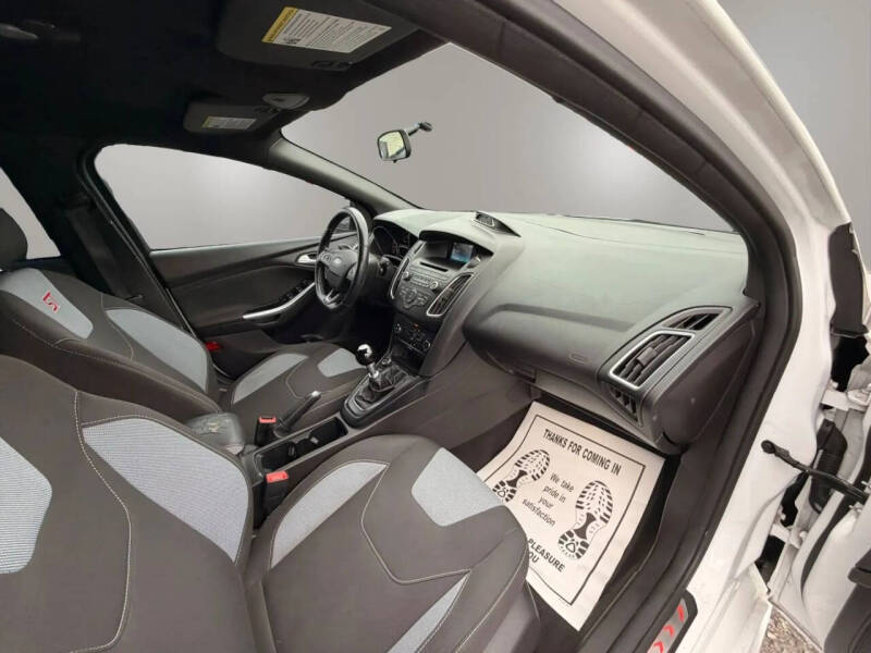 2017 Ford Focus ST