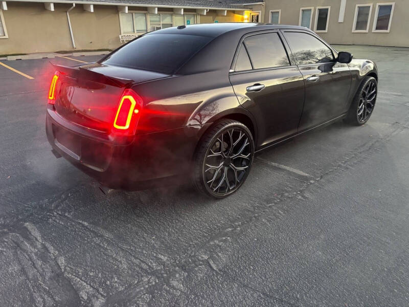 2013 Chrysler 300 C