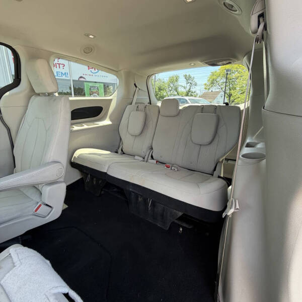 2017 Chrysler Pacifica Touring