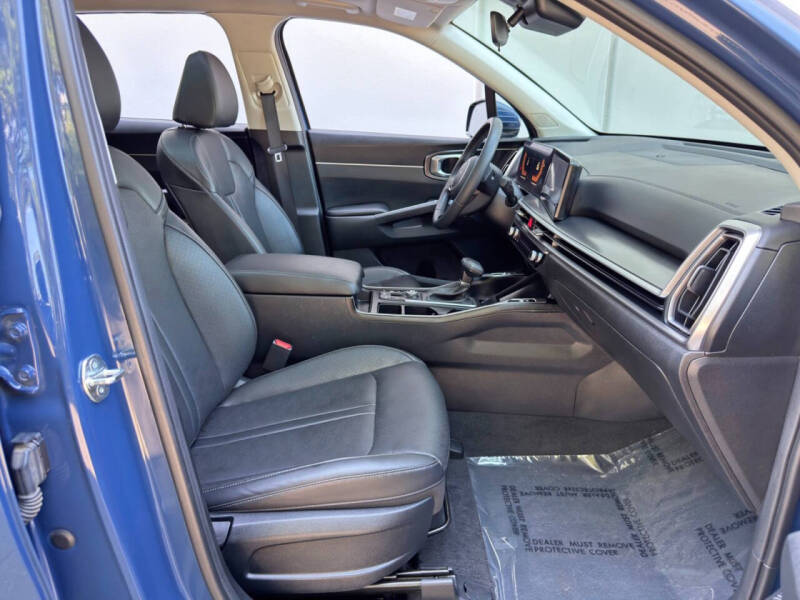 2024 Kia Sorento S