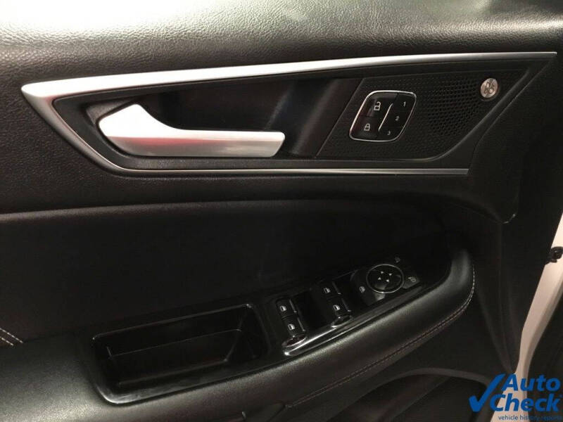 2019 Ford Edge ST
