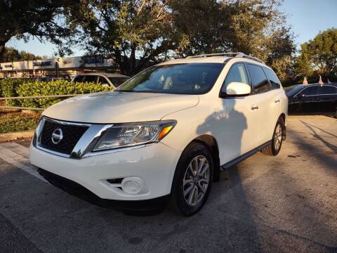 2015 Nissan Pathfinder for sale at Auto World US Corp in Plantation FL