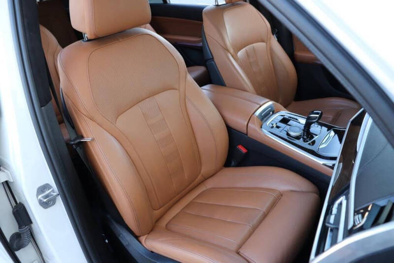 2021 BMW X7 xDrive40i