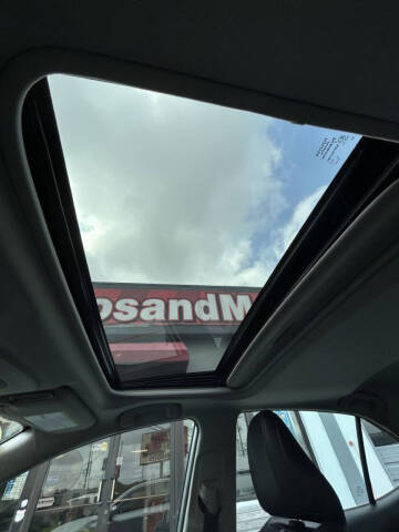 2019 Toyota Camry Hybrid