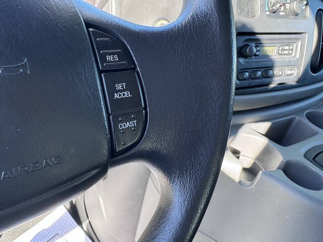 2002 Ford E-Series E-250