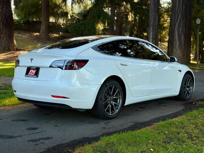 2019 Tesla Model 3 Standard Range Plus