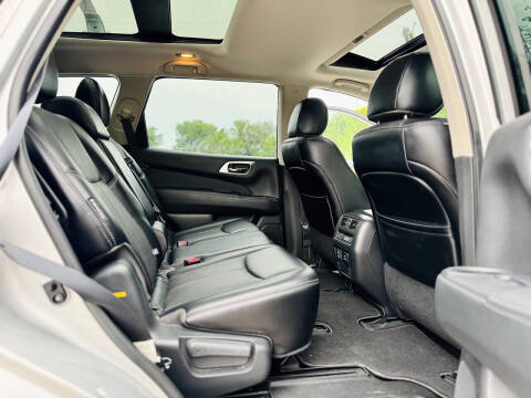 2018 Nissan Pathfinder Platinum