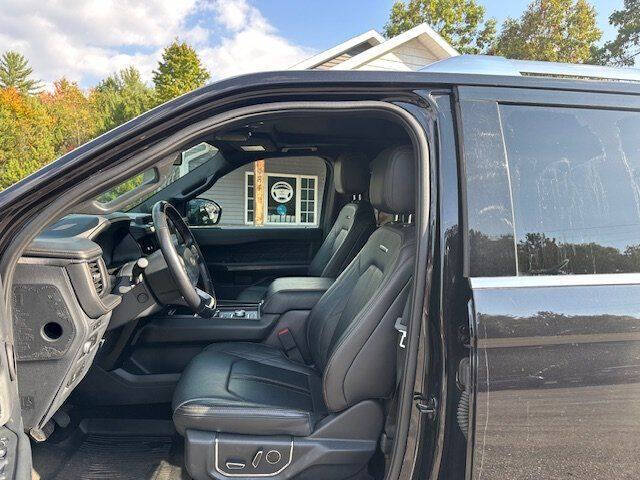 2022 Ford Expedition MAX Platinum