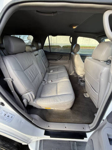 2006 Toyota Sequoia SR5