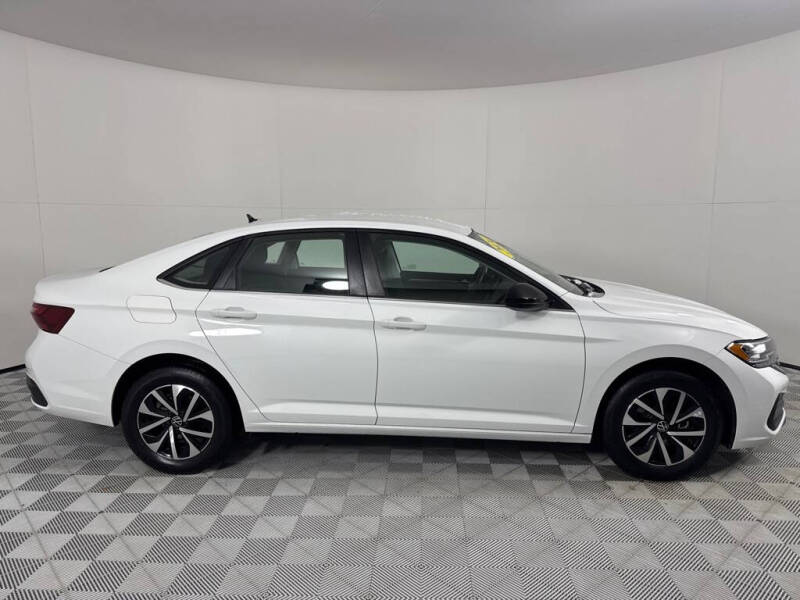 2024 Volkswagen Jetta S