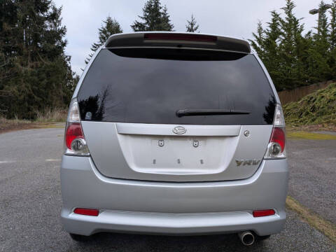 2000 Daihatsu YRV
