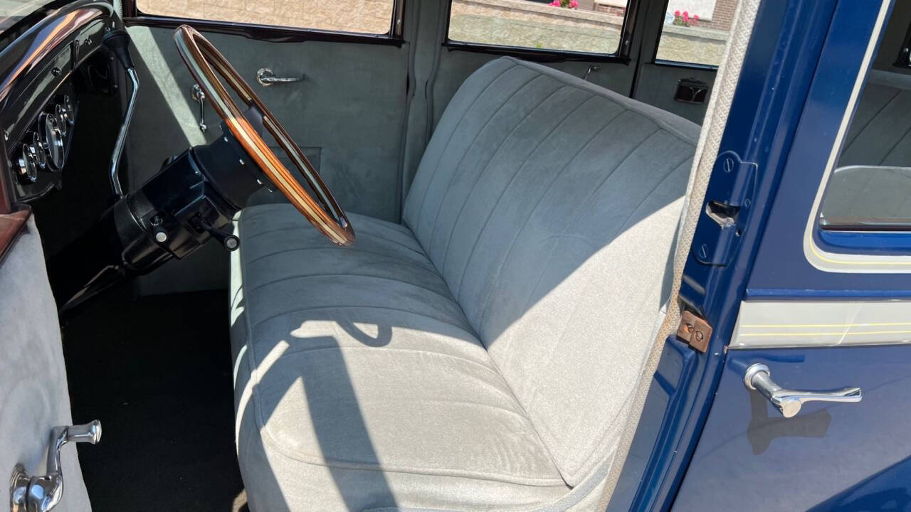 1931 Pontiac 401 Sedan 20