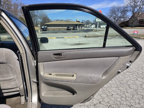 2003 Toyota Camry LE