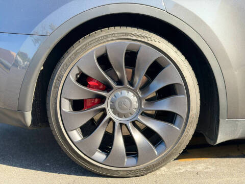 2020 Tesla Model Y Performance