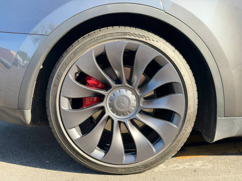 2020 Tesla Model Y Performance