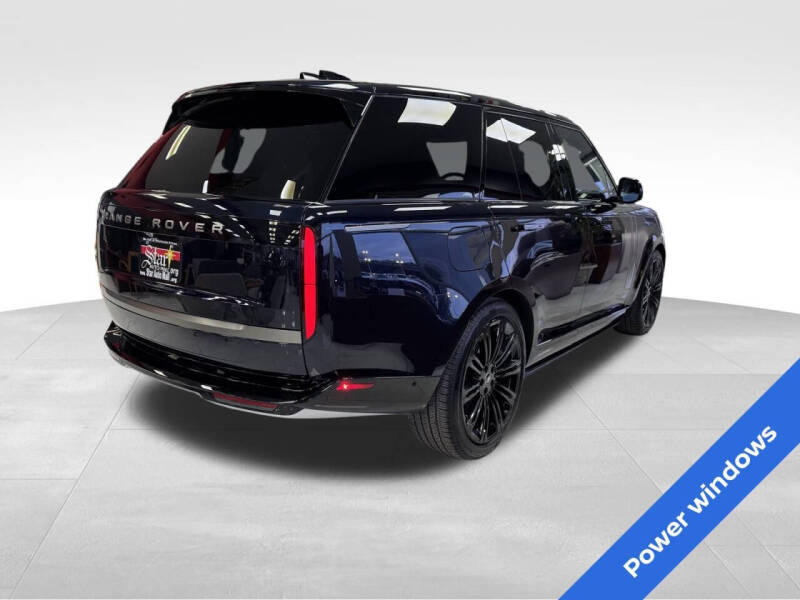 2025 Land Rover Range Rover P400 SE