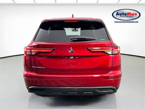2022 Mitsubishi Outlander ES