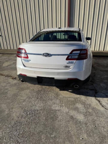 2017 Ford Taurus SEL