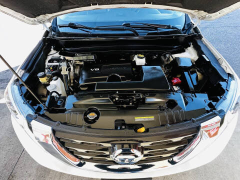 2018 Nissan Pathfinder SL