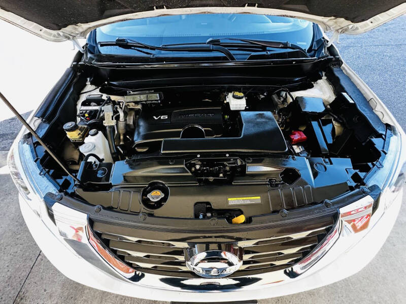 2018 Nissan Pathfinder SL