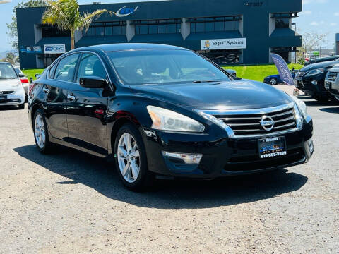 2013 Nissan Altima for sale at MotorMax in San Diego CA