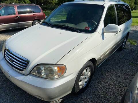 2005 Kia Sedona for sale at LITTLE BIRCH PRE-OWNED AUTO & RV SALES in Little Birch WV