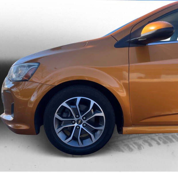 2017 Chevrolet Sonic LT Auto