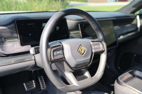 2022 Rivian R1T Adventure