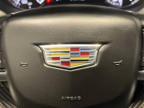 2023 Cadillac XT6 Sport