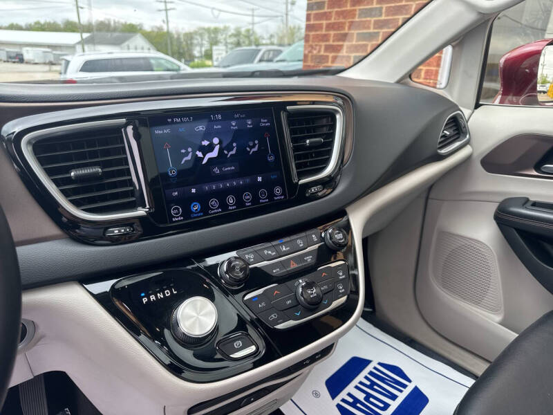 2018 Chrysler Pacifica Touring L Plus