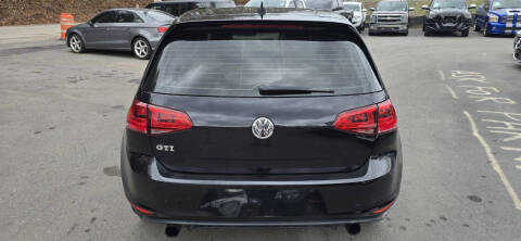 2016 Volkswagen Golf GTI SE